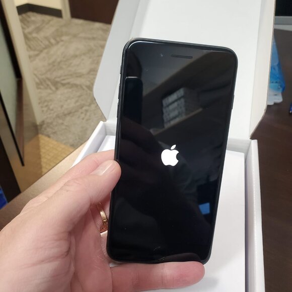 Apple iPhone 8 Plus 64GB; Unlocked.Very good!!! - Picture 7 of 8